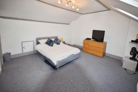 4 bedroom Terraced House for sale in Robin Hood Road, Skegness, PE25