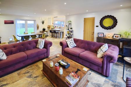 3 bedroom Detached bungalow for sale in Chapel Lane, Addelthorpe, PE24