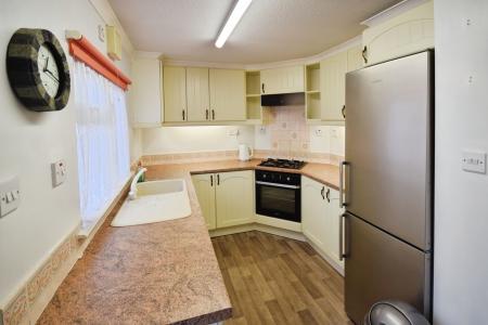 2 bedroom Park home for sale in Aylesbury Drive, Skegness, PE25