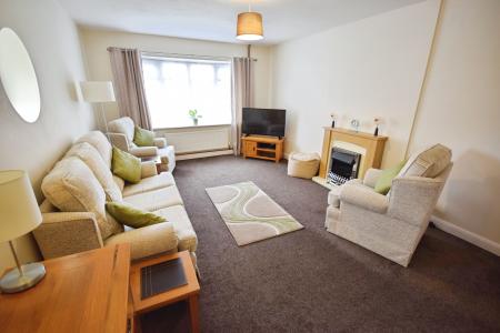 2 bedroom Bungalow for sale in Old Chapel Lane, Burgh Le Marsh, PE24