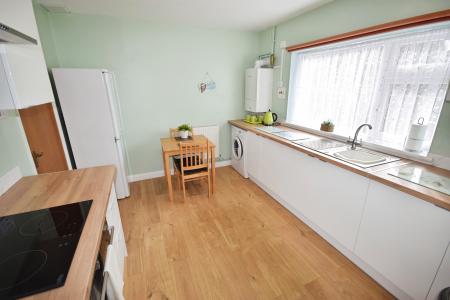 2 bedroom Bungalow for sale in Old Chapel Lane, Burgh Le Marsh, PE24