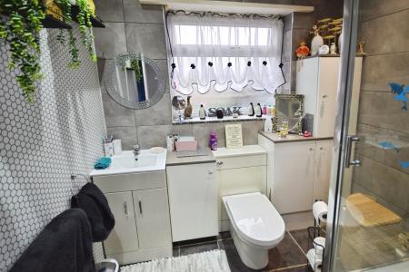 3 bedroom Detached bungalow for sale in Laythorpe Avenue, Skegness, PE25