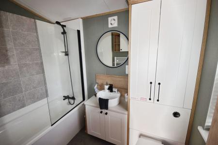 2 bedroom Park home for sale in Kelsey Woods Country Park, Monksthorpe, PE23