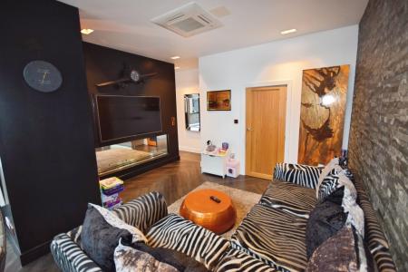 4 bedroom Detached house for sale in Scarbrough Avenue, Skegness, PE25