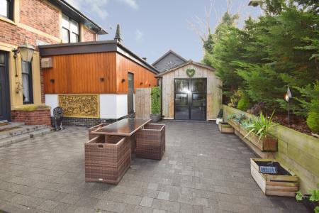 4 bedroom Detached house for sale in Scarbrough Avenue, Skegness, PE25