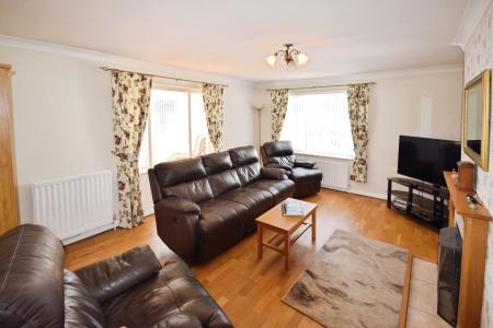 3 bedroom Bungalow for sale in Sea Lane, Friskney, PE22
