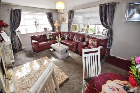 8 bedroom Guest House for sale in 103 Drummond Road, Skegness, PE25