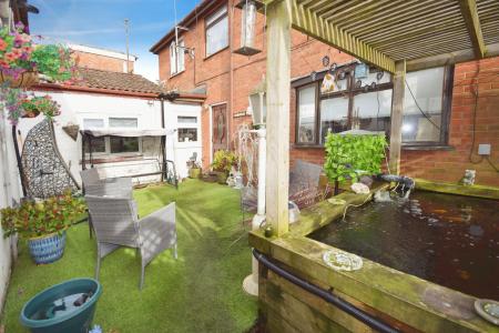 8 bedroom Guest House for sale in 103 Drummond Road, Skegness, PE25