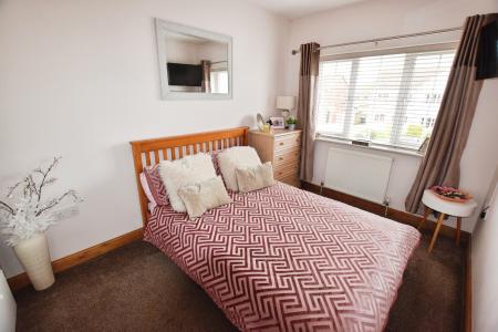 3 bedroom End of terrace house for sale in Belton Park Road, Skegness, PE25