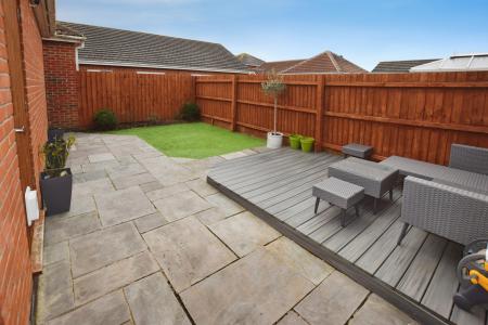 3 bedroom End of terrace house for sale in Belton Park Road, Skegness, PE25