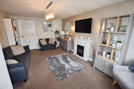 3 bedroom End of terrace house for sale in Belton Park Road, Skegness, PE25