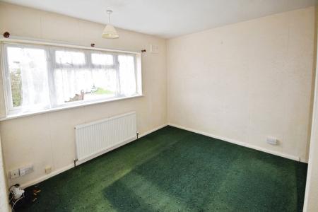 3 bedroom Semi-detached house for sale in Lincoln Green, Skegness, PE25