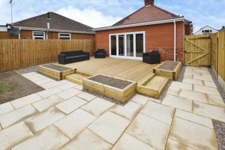 2 bedroom Detached bungalow for sale in Dormy Avenue, Skegness, PE25