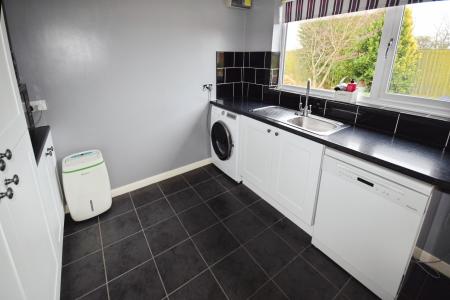 3 bedroom Bungalow for sale in Low Road, Friskney, PE22