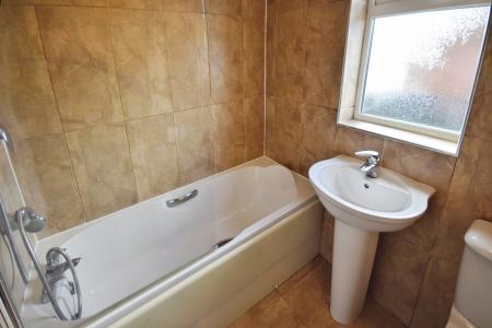 3 bedroom Semi-detached house for sale in Corden Close, Skegness, PE25