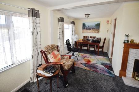 2 bedroom Park home for sale in Kingfisher Drive, Skegness, PE25