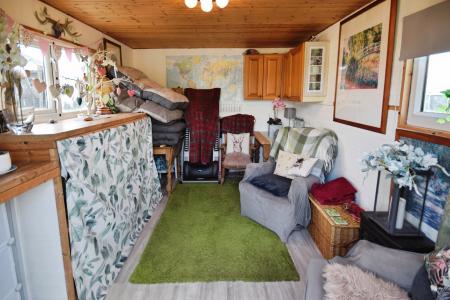 3 bedroom Bungalow for sale in Croft Bank, Skegness, PE24