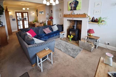3 bedroom Bungalow for sale in Croft Bank, Skegness, PE24