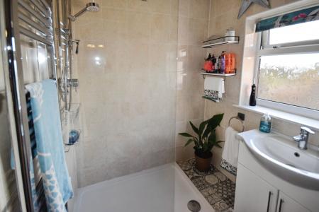 3 bedroom Bungalow for sale in Croft Bank, Skegness, PE24