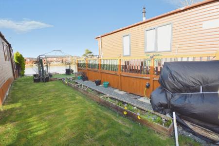 2 bedroom Caravan for sale in Catchwater Meadow Orby Road, Burgh Le Marsh, PE24