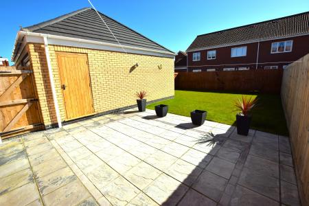 3 bedroom Semi-detached house for sale in Normanby Road, Skegness, PE25
