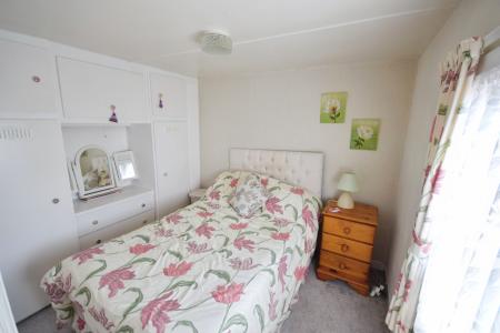 2 bedroom Park home for sale in Sunnyside Park, Skegness, PE25