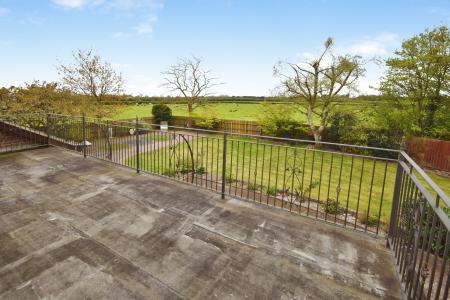 3 bedroom Detached house for sale in Bratoft Lane, Burgh Le Marsh, PE24
