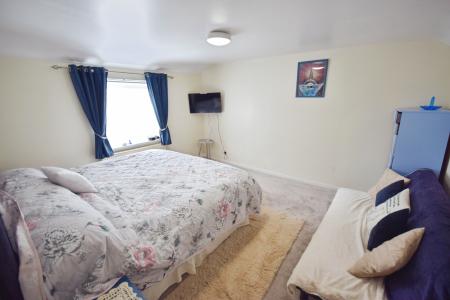 5 bedroom Flat for sale in High Street, Hogsthorpe, PE24