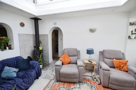 5 bedroom Flat for sale in High Street, Hogsthorpe, PE24