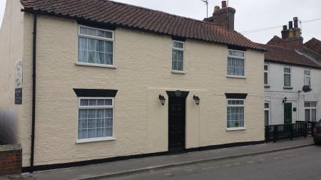 High Street, Hogsthorpe, PE24