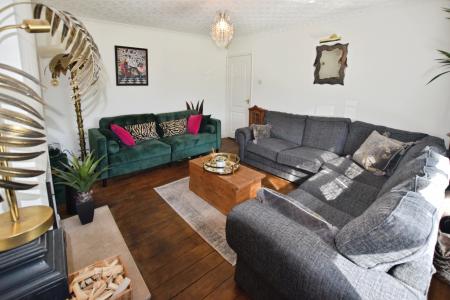 2 bedroom Bungalow for sale in Hall Lane, Burgh Le Marsh, PE24