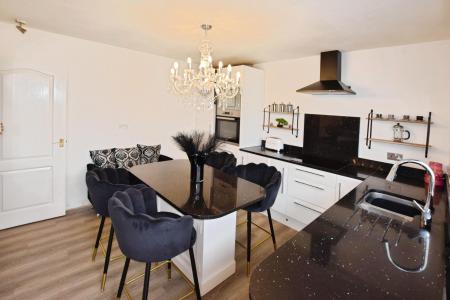 2 bedroom Bungalow for sale in Hall Lane, Burgh Le Marsh, PE24