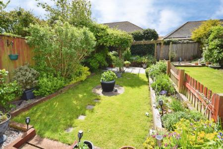 3 bedroom Semi-detached house for sale in Church Lane, Winthorpe, PE25