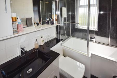 3 bedroom Semi-detached house for sale in Church Lane, Winthorpe, PE25