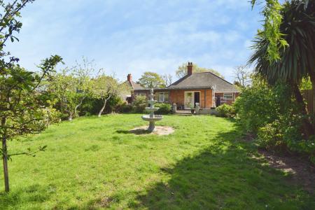 4 bedroom Detached bungalow for sale in Burgh Old Road, Skegness, PE25
