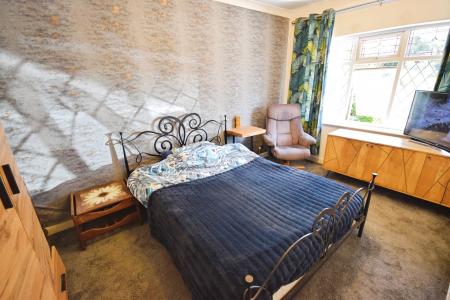 4 bedroom Detached bungalow for sale in Burgh Old Road, Skegness, PE25