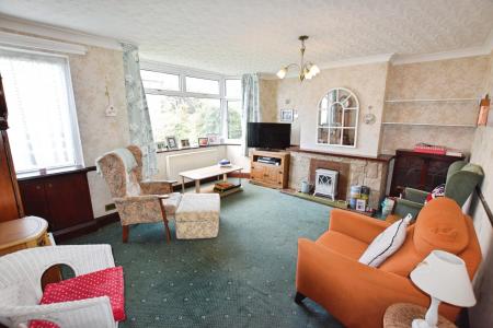 3 bedroom Semi-detached house for sale in Briar Close, Skegness, PE25
