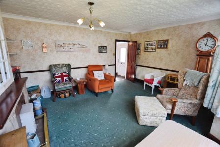 3 bedroom Semi-detached house for sale in Briar Close, Skegness, PE25