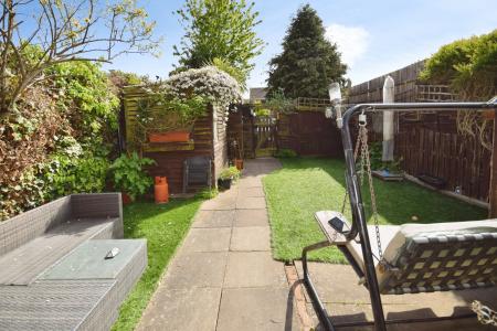 5 bedroom Semi-detached house for sale in Scarbrough Avenue, Skegness, PE25