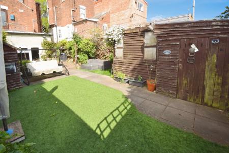 5 bedroom Semi-detached house for sale in Scarbrough Avenue, Skegness, PE25