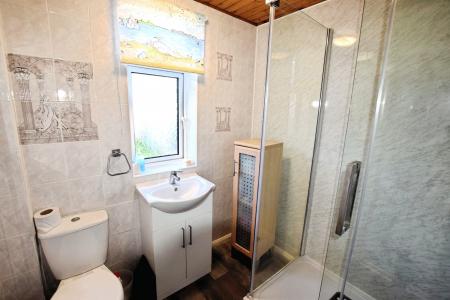 2 bedroom Detached bungalow for sale in Marine Drive, Ingoldmells, PE25