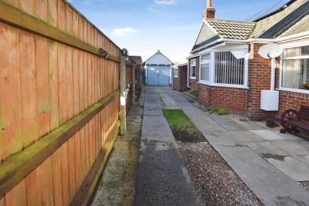 2 bedroom Detached bungalow for sale in Marine Drive, Ingoldmells, PE25