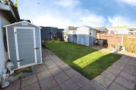 2 bedroom Detached bungalow for sale in Marine Drive, Ingoldmells, PE25