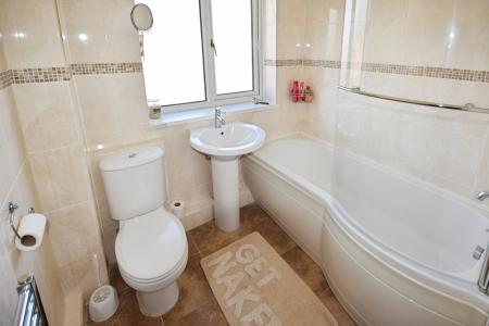 3 bedroom Semi-detached house for sale in Barnes Road, Skegness, PE25