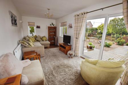 4 bedroom Semi-detached house for sale in Lindum Square, Skegness, PE25