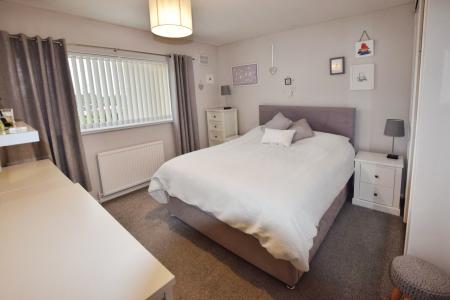 4 bedroom Semi-detached house for sale in Lindum Square, Skegness, PE25