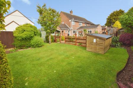 4 bedroom Semi-detached house for sale in Lindum Square, Skegness, PE25
