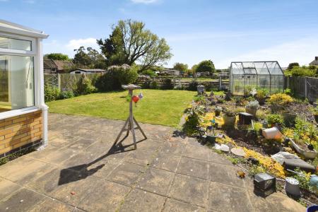 3 bedroom Bungalow for sale in West End, Hogsthorpe, PE24