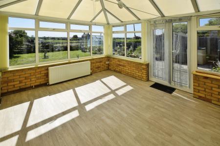 3 bedroom Bungalow for sale in West End, Hogsthorpe, PE24