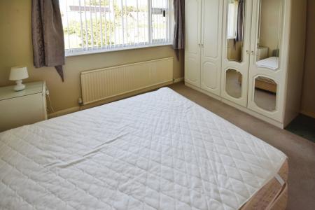 3 bedroom Bungalow for sale in West End, Hogsthorpe, PE24